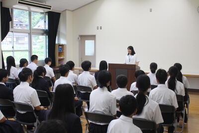 夏休みを終え、今日から新学期のスタートです。
